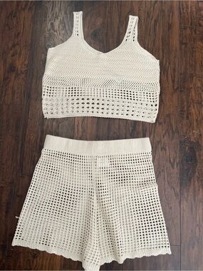 Crochet Knit Cream Shorts Set - Sleeveless Crop Top & High-Waist Shorts